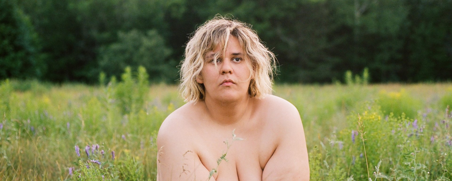 Safia Nolin rompt magnifiquement avec sa pudeur