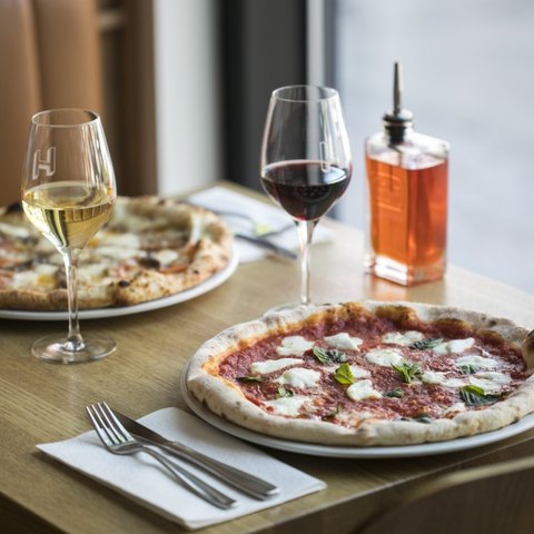 Heirloom Pizzeria