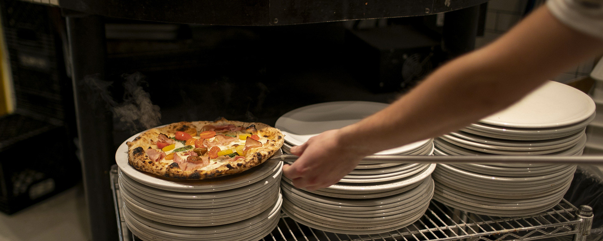 Pizzéria NO.900 : l'art de la napolitaine