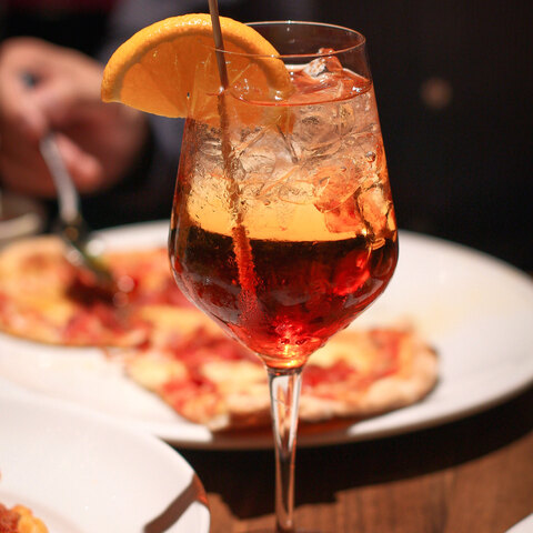 Bevo Bar + Pizzéria