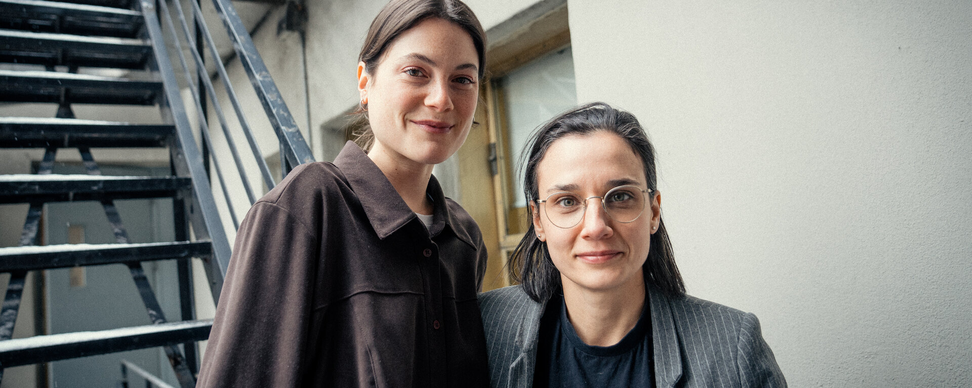 Au cinéma sur son téléphone avec Julianne Côté et Chloé Robichaud