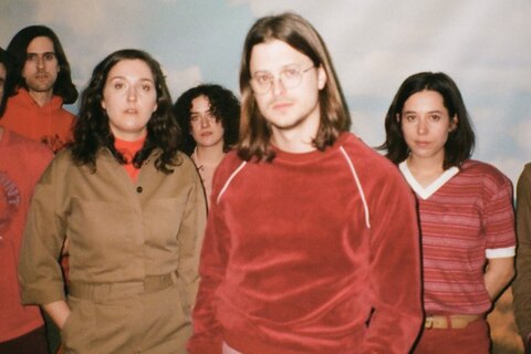 Le groupe Comment Debord joint Audiogram et présente Ville fantombe